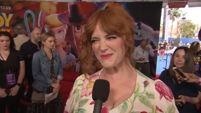 TOY STORY 4 CHRISTINA HENDRICKS смотреть онлайн