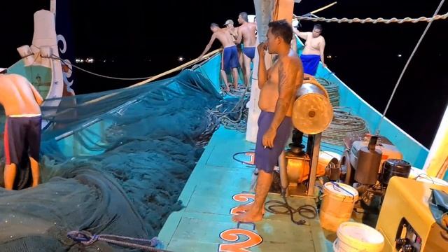 detik-detik Selat bali panen ikan part2[]Nelayan Muncar Bintang Sonar смотреть онлайн