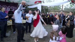 Мощный танец на стороне невесты, топ #свадьба