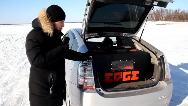 Ёжик ломает приус! Обзор почти громкого Prius и EDGE EDP 152SPL. смотреть онлайн