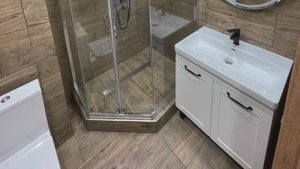 Ремонт ванной комнаты "под ключ" с душевым поддоном в строительном исполнении