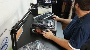 Gigabyte Z390 Aorus Ultra unboxing + vorstellung!