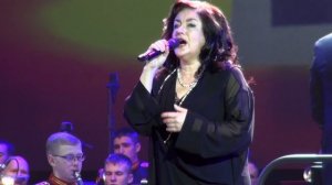 "Свеча" в исполнении Т.ГВЕРДЦИТЕЛИ и оркестра Московского военно-музыкального училища