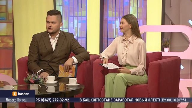 Шоу "Салям". Гости студии - Элина Гатауллина, Юля Косарева