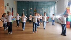 Флешмоб" Эколята "