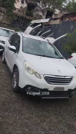 Peugeot 2008 - максимально выгодный компакт-кроссовер с аукционов Японии!