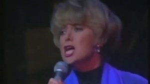 Elaine Paige - True Colours (live)