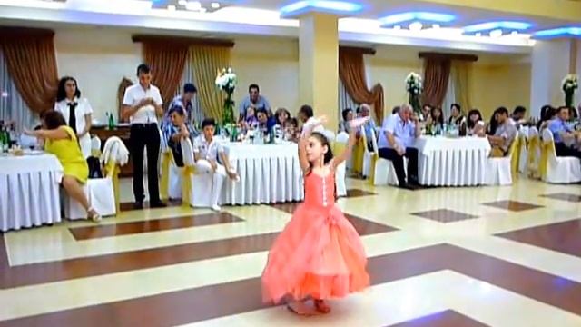 Angelina "Maxmur Axjik" смотреть онлайн