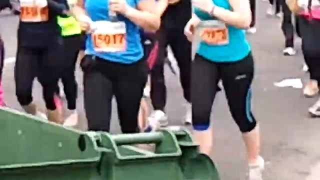 Frank Tompson's Bath half marathon 2011 effort смотреть онлайн