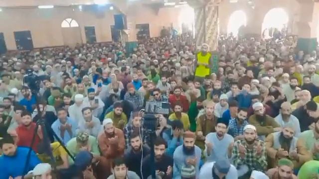 Abdul Rashid Dawoodi at Markaz sout ul Awliya Baag | Nowgam Ashaji Anantnag | @KOSHUR_NAAT смотреть онлайн