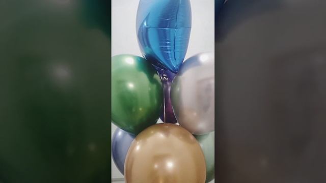 Фонтан из воздушных шаров хром. шары хром ассорти.  зеркальные шары с гелием. Подпишитесь сейчас!