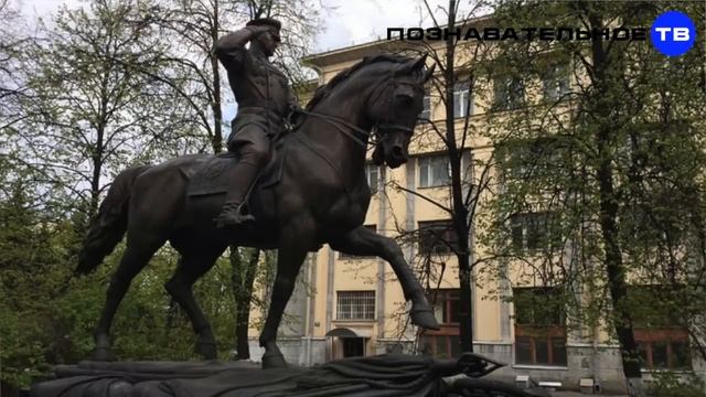 Небесное сражение за памятник Жукову (Познавательное ТВ, Артём Войтенков)