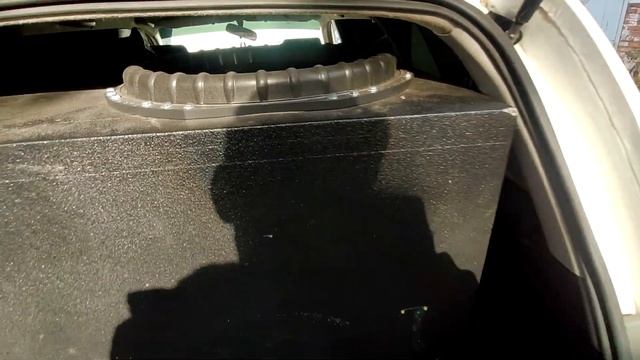 Pride ST 18 ломает машину! Громкий Toyota Fielder! смотреть онлайн