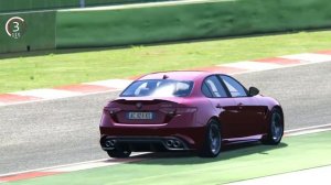 Alfa Romeo Giulia Quadrifoglio vs Alfa Romeo 4C - Imola