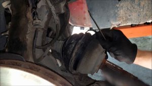 Alfa Romeo GT, 147, 156 CV Joint and Rubber Boot Removal and Replacement