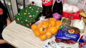 С ПРАЗДНИКОМ  Решили отметить по скромному