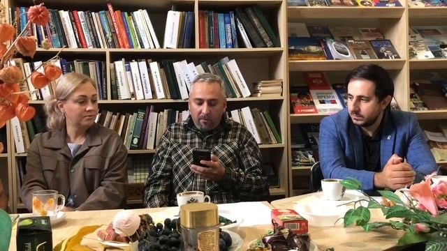 Представитель Магаданской области поучаствовал в литературной гостиной в Ждановке