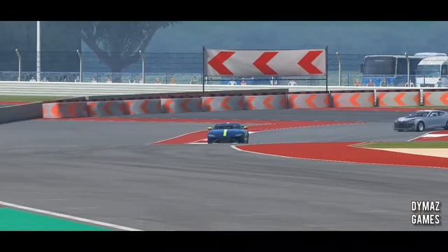 Real Racing 3 - Aston Martin Vantage GT4 vs Chevrolet Camaro GT4R - Circuit of The Americas смотреть онлайн