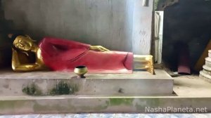 Что посмотреть в Чианграе - необычный пещерный храм Wat Tham Phra