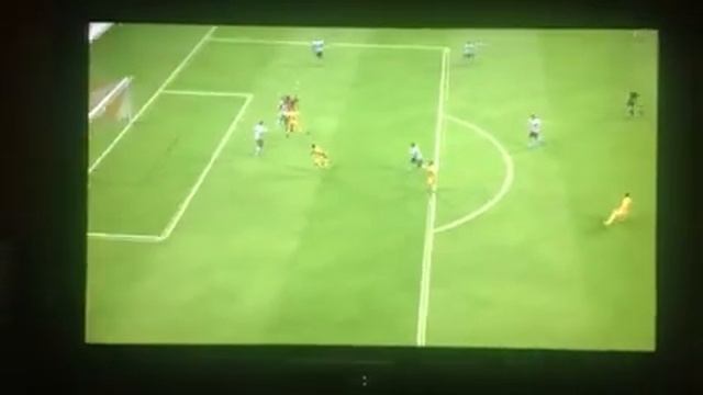 Fifa 13 Rory Delap does Petr Cech. Giant throw! смотреть онлайн