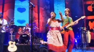 Freshlyground - Ma' Cheri (Live in Johannesburg at the Sandton Convention Centre, 2008)
