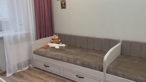 ПЕРЕТЯЖКА МЕБЕЛИ своими руками / Реставрация и ремонт старой мебели! DIY
