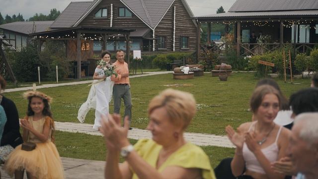 🌿💍✨ 14.08.2023 - день Ани и Леши! Их свадьба в окружении природы — это настоящая сказка! 🌳💖