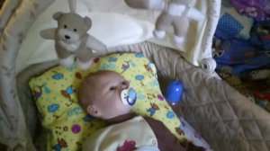 11) Переодевание и кормление малыша. 2017