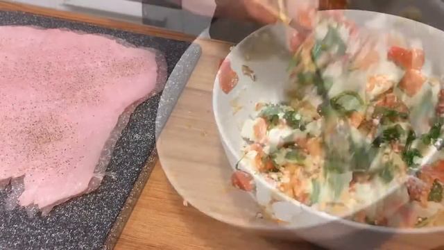 ШИИИКАРНЫЙ РУЛЕТ ИЗ ИНДЕЙКИ С ФЕТОЙ И ШПИНАТОМ