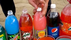 Попробуем сделать радужного дельфина с Orbeez, Big Coca-Cola vs Mentos и популярными газировками