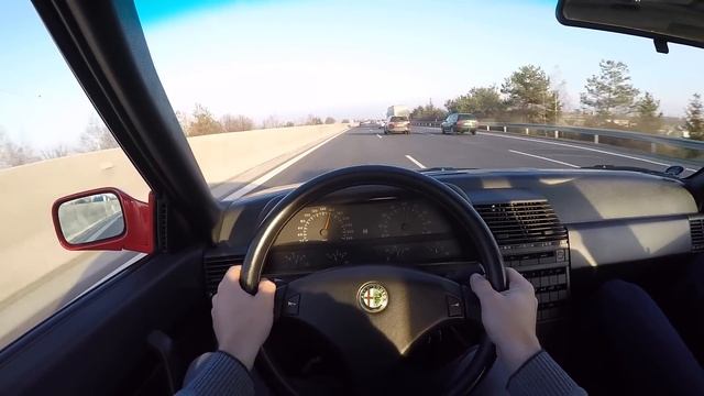 1991 | Alfa Romeo 164 3.0 V6 QV 147 kW - Sunset POV Drive + Acceleration 0 - 160 km/h смотреть онлайн