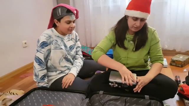 #Каникулы 7/Чемодан с фигнёй из Франции стоимостью 1000 евро/открыли а тааам /provenceallochka
