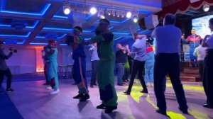 Танцевальный тимбилдинг в тематике 90-х /шоу балет ВАРЕНЬЕ г.Москва