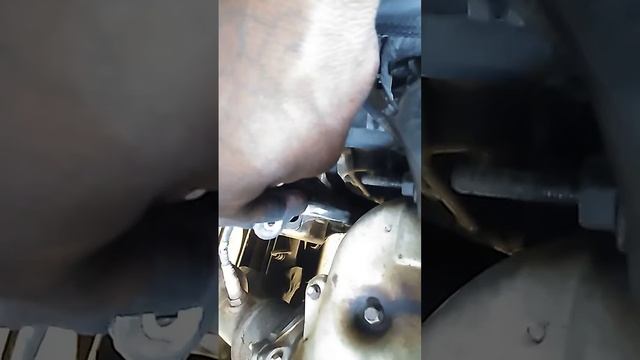 2007 Dodge caliber 2.0 camshafts sensor location and replacement. смотреть онлайн