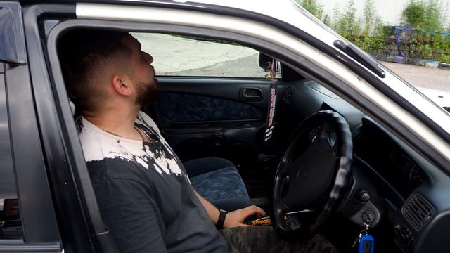 Всё ещё кайфовый и громкий универсал Toyota Sprinter Carib смотреть онлайн