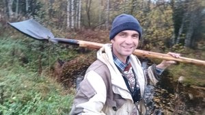Поисках угри на донку ловить огромного налима.