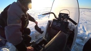 Рыбалка на Рыбинском водохранилище в дикий мороз.