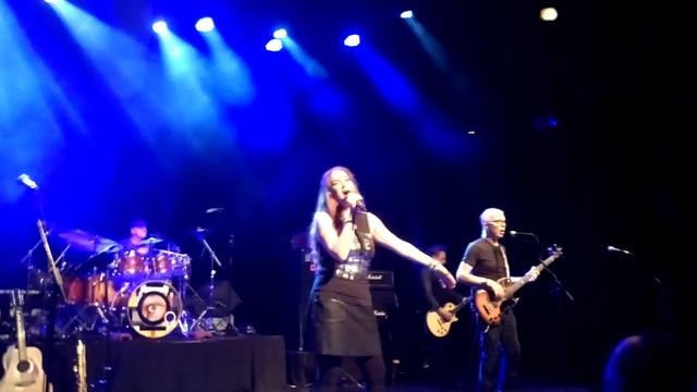 Lady Stardust Holy Holy David Bowie Tony Visconti Woody Woodmansey смотреть онлайн