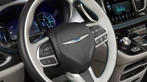 Chrysler Pacifica Hybrid 2019 Car Review