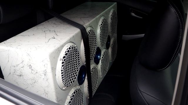 Prius 30 для богатых! Громкая электричка! смотреть онлайн