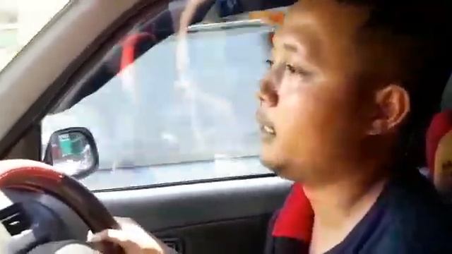 REVIEW TARUNA YANG KATANYA BOROS