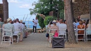 Не все в моей жизни огород-помидоры-кухня...Есть и розы,и не всегда каменные