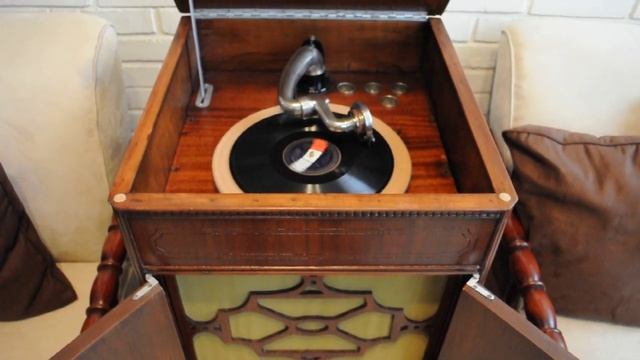 I´m Forever Blowing Bubbles, Toscha Seidel 1919 смотреть онлайн