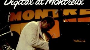 O. Piterson - Caravan, Rockin' In Rhythm, C-Jam Blues, Solitude(In My), Satin Doll, Caravan.