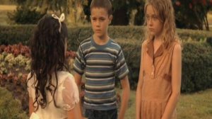 Isabelle Fuhrman first appearance on Hounddog-Grasshopper