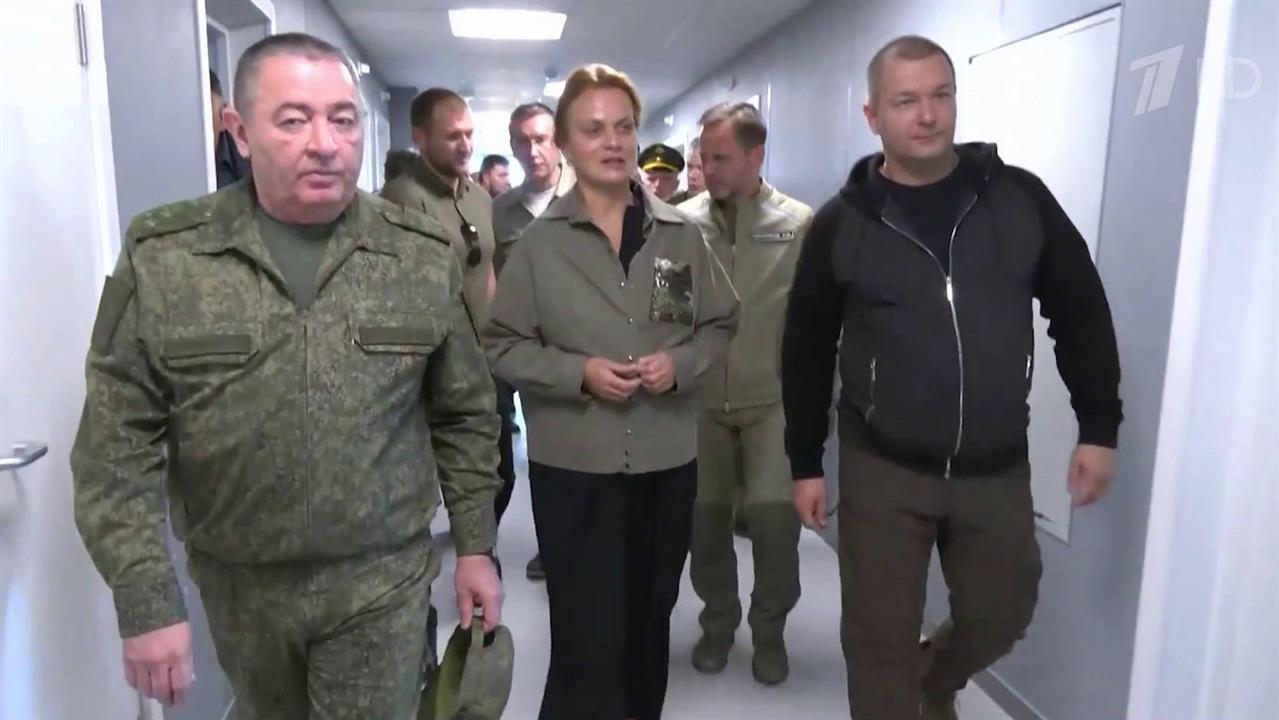 Анна Цивилева проверила, как идет реконструкция военного госпиталя в Ростове-на-Дону