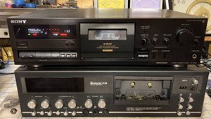 Необычный привод с кварцем Sony TC-K615S. Но Маяк круче!