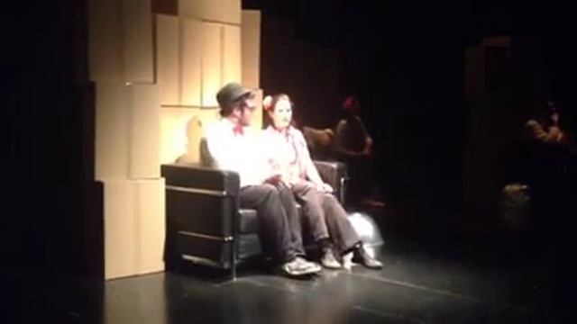 El bombero de Bucarest - Escena Erasmus 5 - Valencia смотреть онлайн