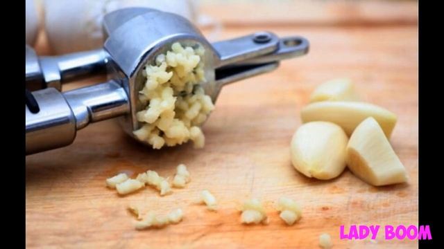 Всего за Две минуты этот удивительный рецепт осветлит Грязные Желтые зубы и они станут как Жемчуг. смотреть онлайн