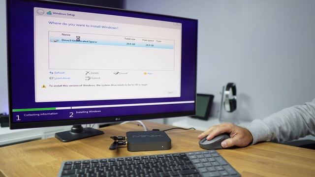 Tiny 11 The Windows 11 That Gives a NEW Life to Your OLD Computer !